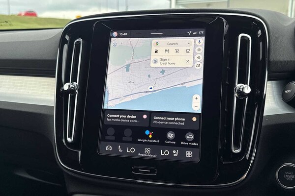 Used Volvo XC40 2025 for sale - 76221697: Photo 15