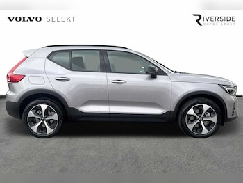 Used Volvo XC40 2025 for sale - 76221697: Photo 4