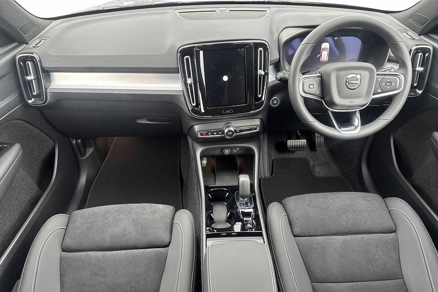 Used Volvo XC40 2025 for sale - 76221697: Photo 6