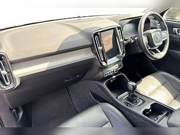 Used Volvo XC40 2020 for sale - 79341851: Photo