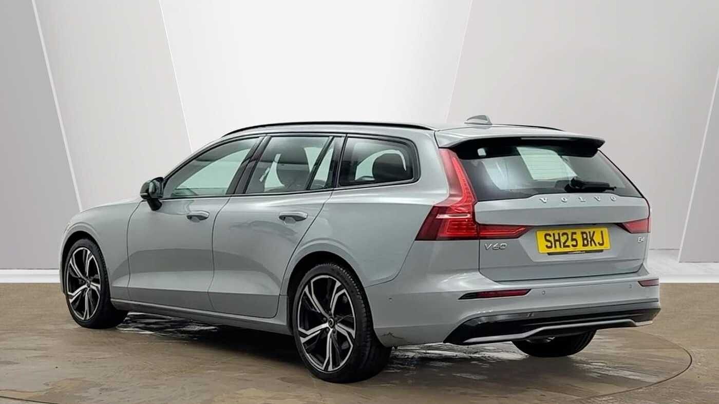 Used Volvo V60 2025 for sale - 77532066: Photo 5