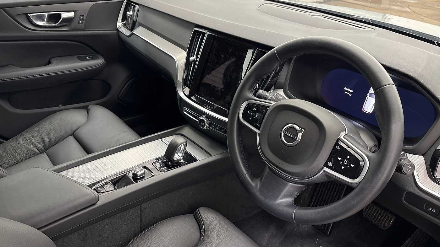 Used Volvo V60 2025 for sale - 77532066: Photo 9