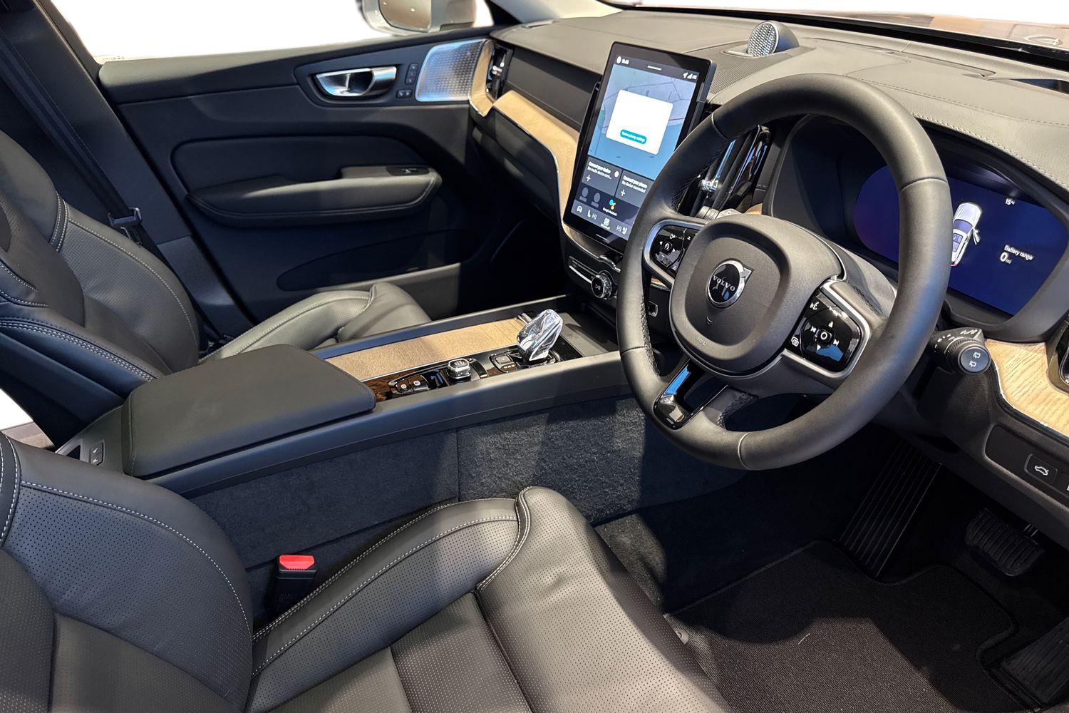 Used Volvo XC60 2025 for sale - 76738100: Photo 10