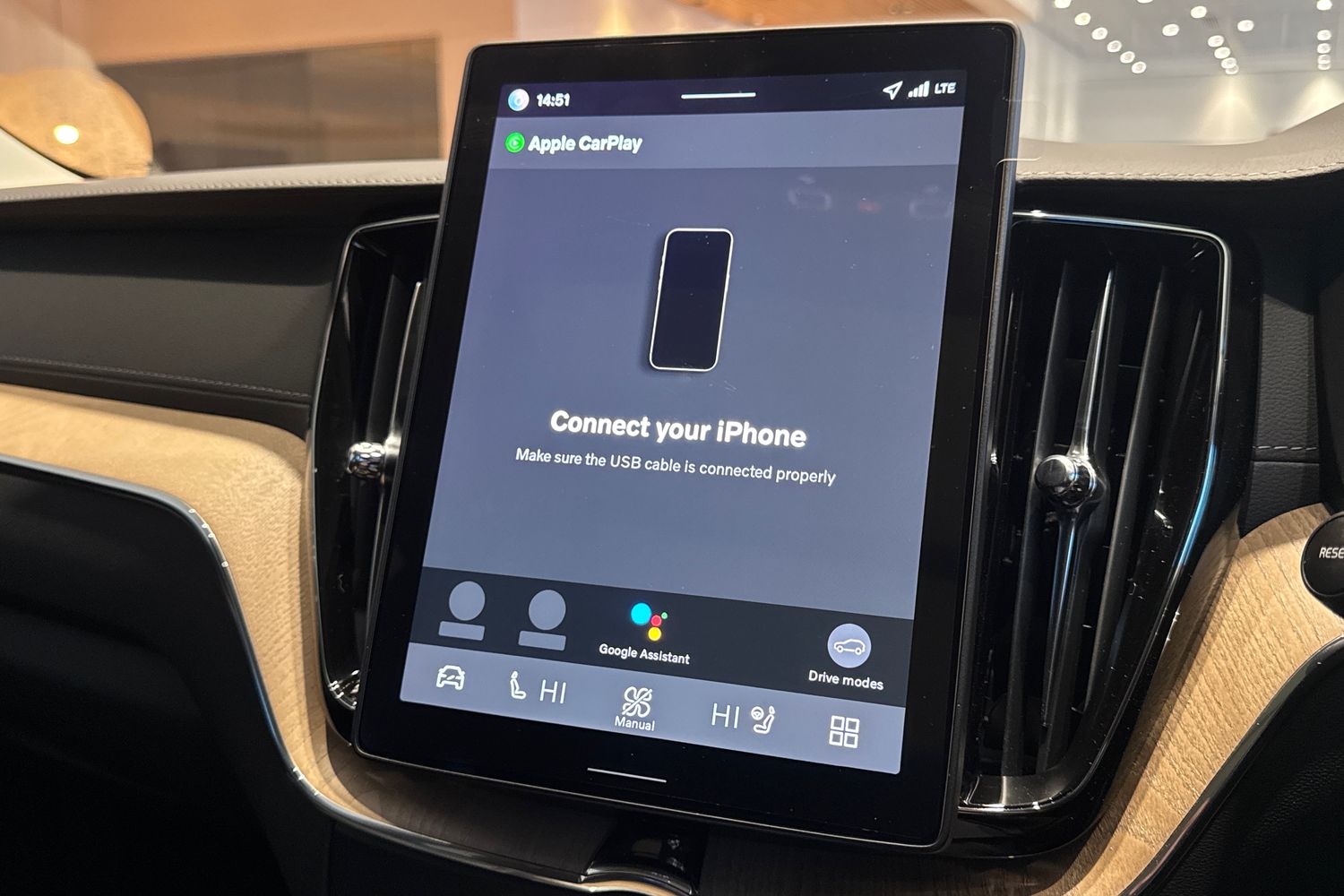 Used Volvo XC60 2025 for sale - 76738100: Photo 23