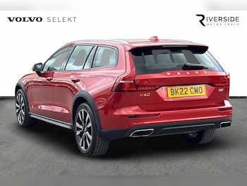 Used Volvo V60 2022 for sale - 75467742: Photo