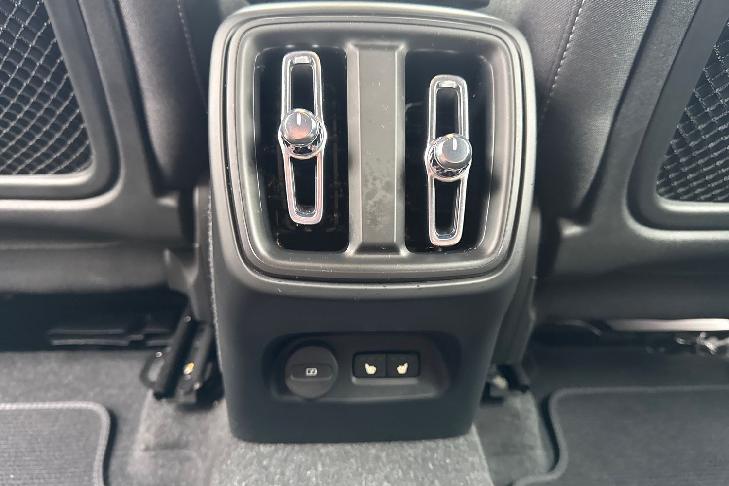 Used Volvo XC40 2022 for sale - 76079147: Photo 36