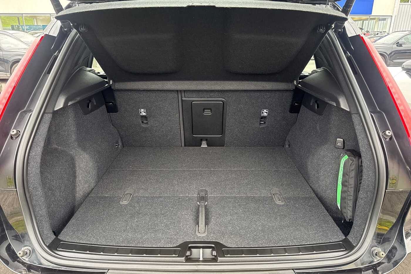 Used Volvo XC40 2022 for sale - 76079147: Photo 8