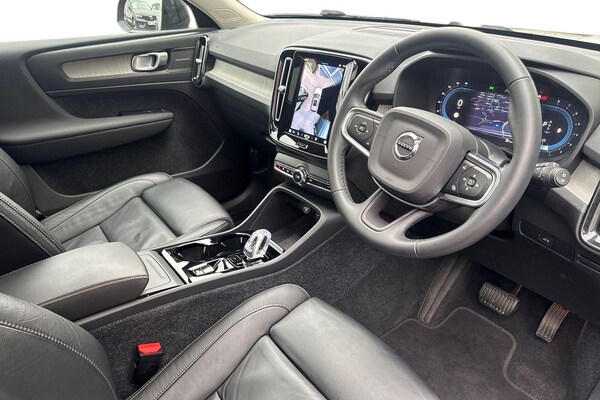 Used Volvo XC40 2022 for sale - 75829288: Photo 10