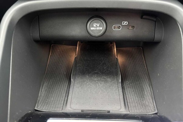 Used Volvo XC40 2022 for sale - 75829288: Photo 36
