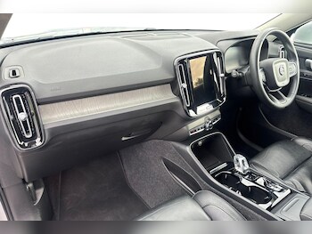 Used Volvo XC40 2021 for sale - 77732555: Photo