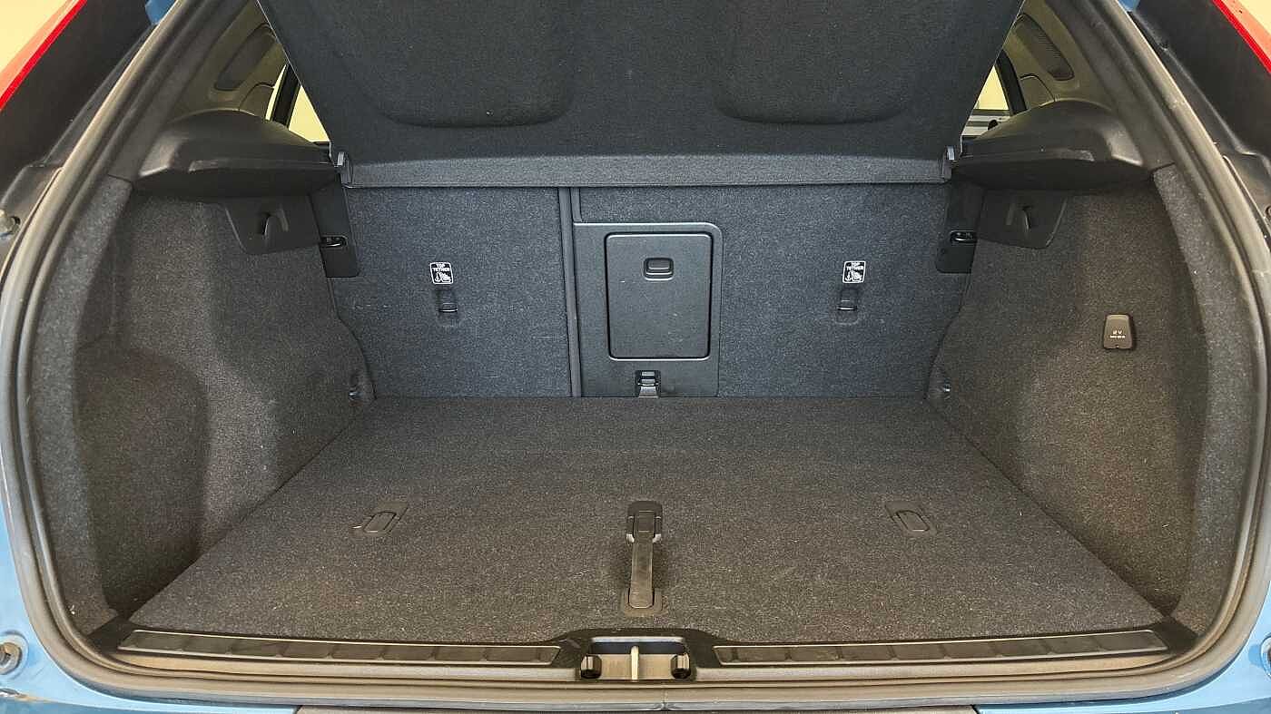 Used Volvo XC40 2022 for sale - 77532077: Photo 14