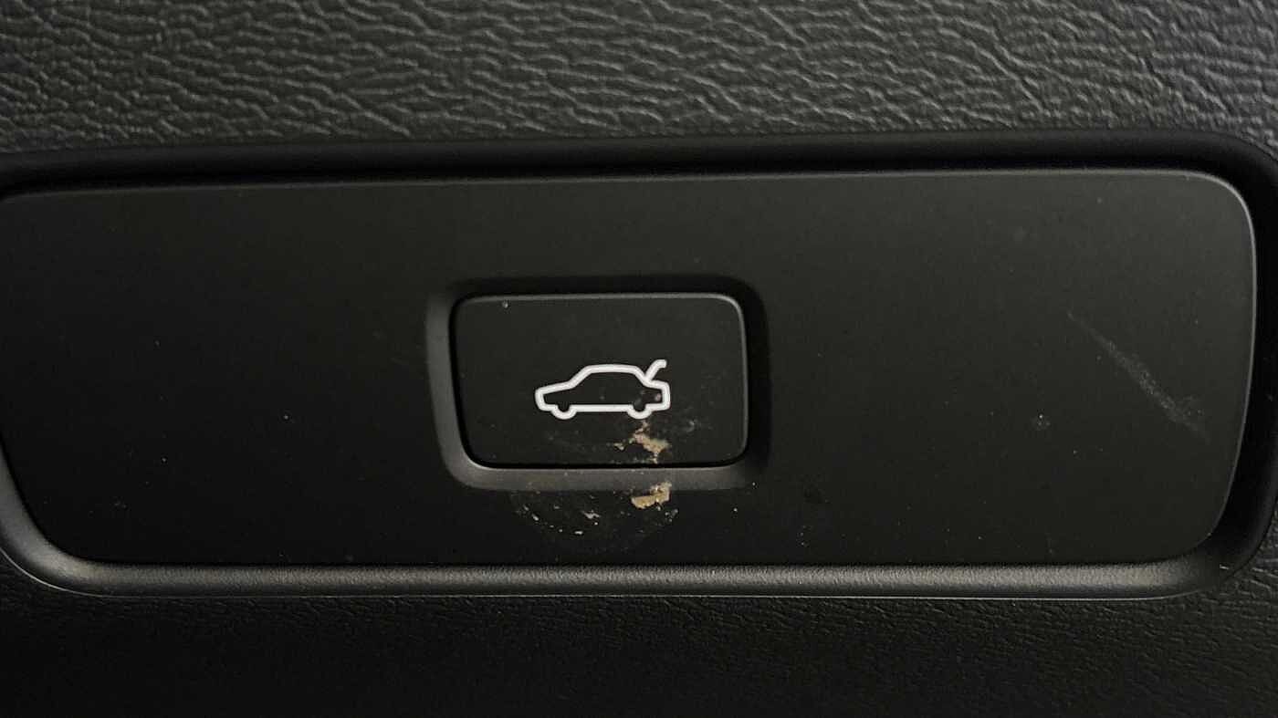 Used Volvo XC40 2022 for sale - 77532077: Photo 30