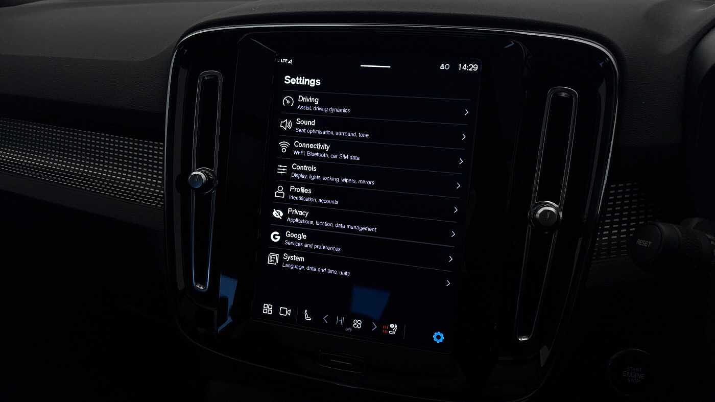 Used Volvo XC40 2022 for sale - 77532077: Photo 35