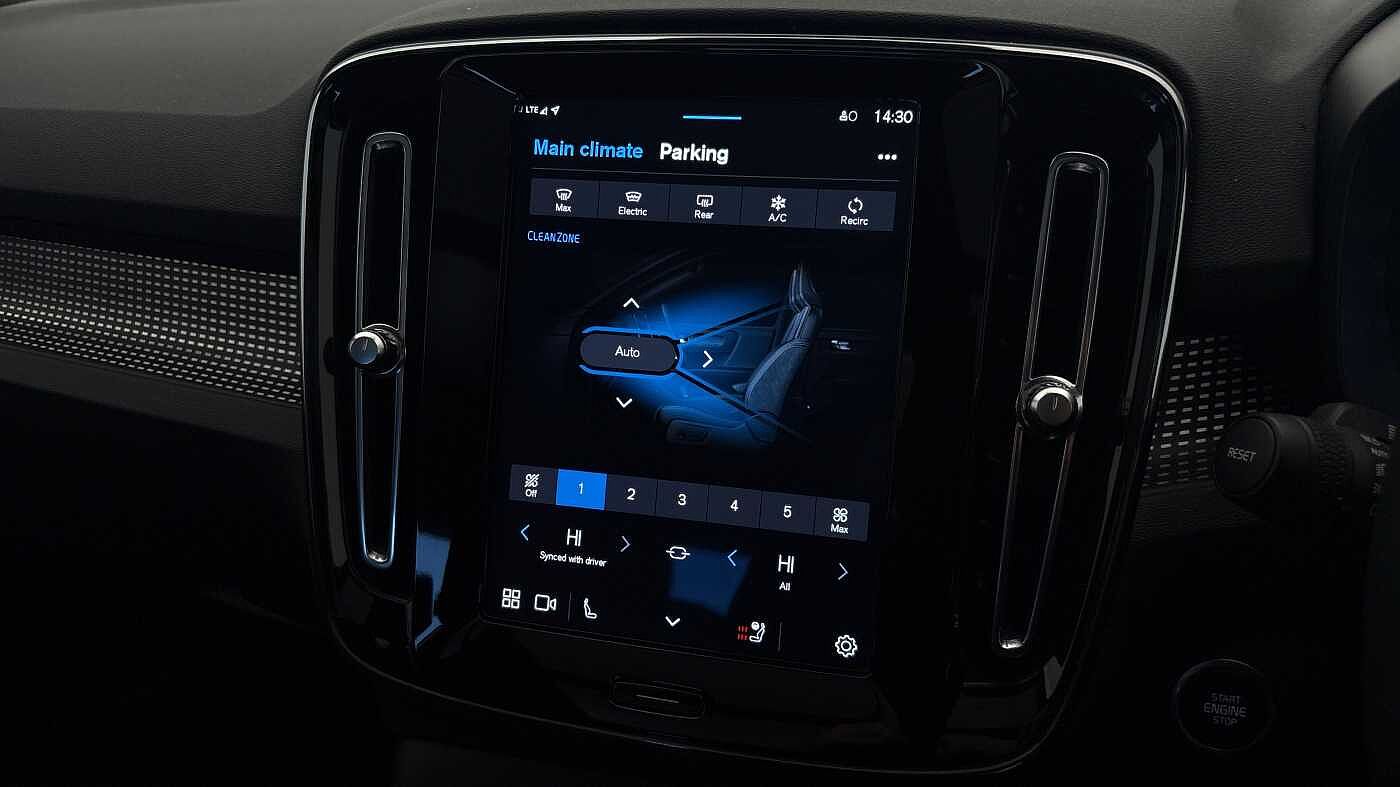 Used Volvo XC40 2022 for sale - 77532077: Photo 39