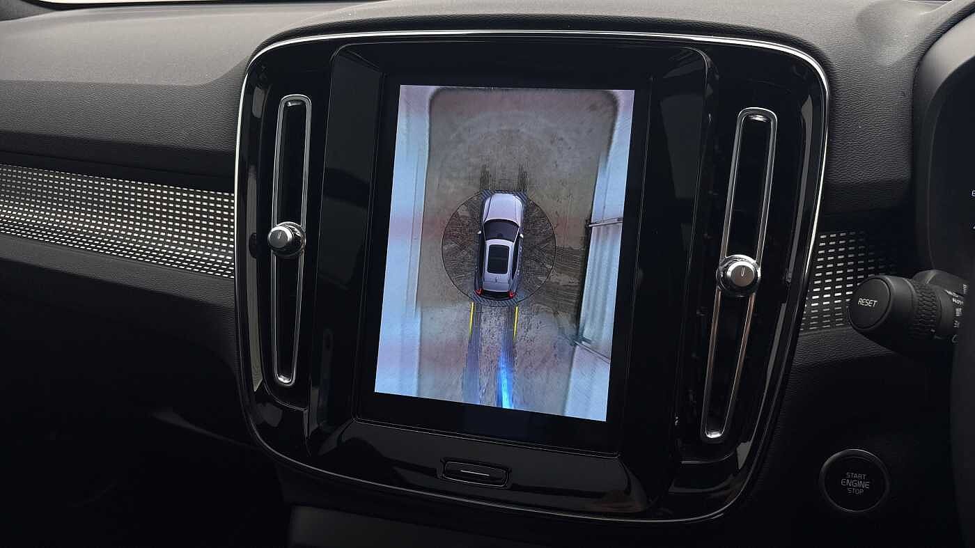 Used Volvo XC40 2022 for sale - 77532077: Photo 42