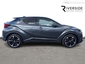 Used Toyota C-HR 2023 for sale - 75894822: Photo