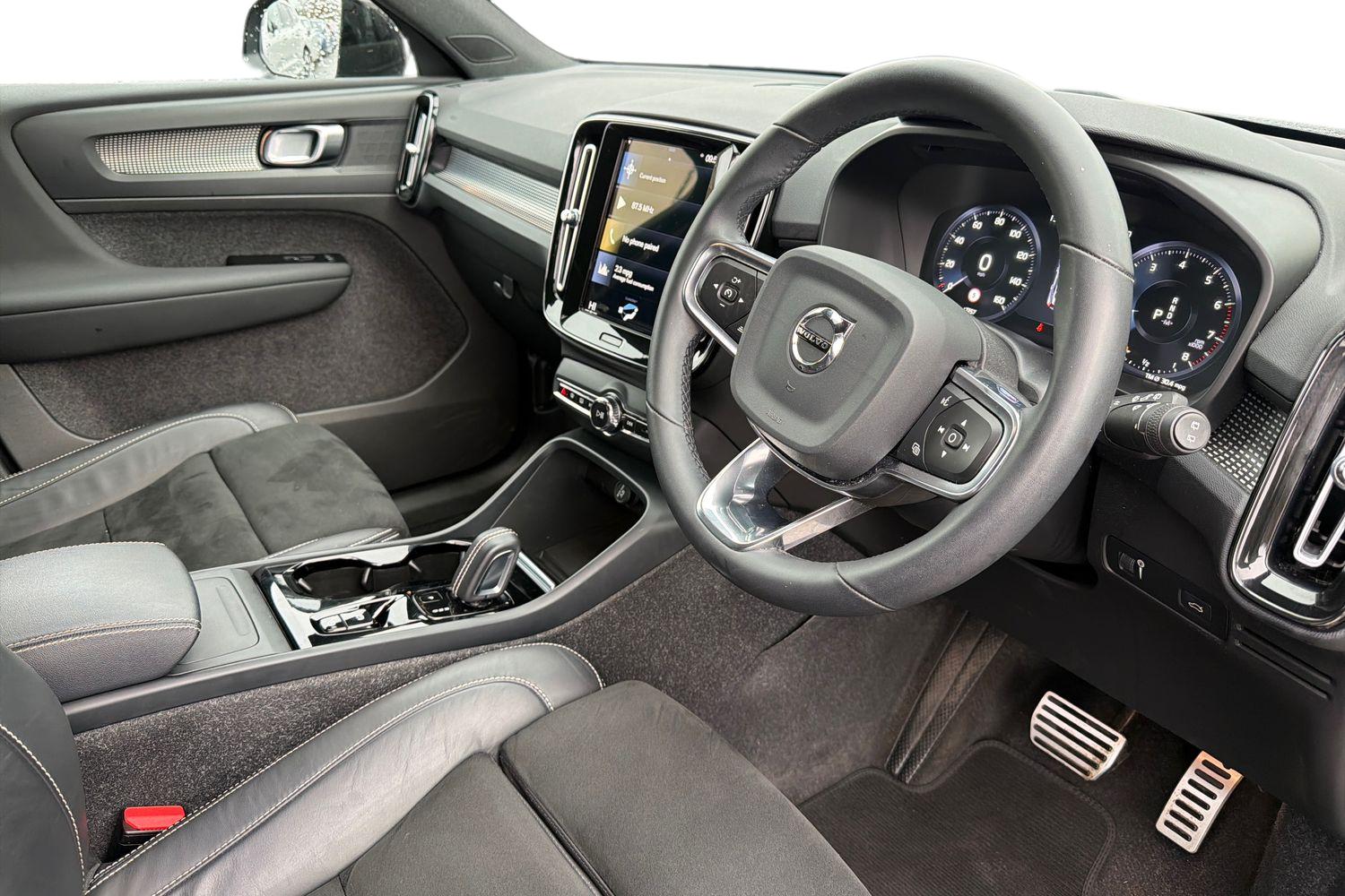 Used Volvo XC40 2021 for sale - 76302312: Photo 10