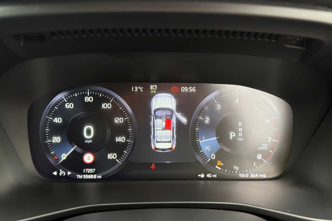 Used Volvo XC40 2021 for sale - 76302312: Photo 7