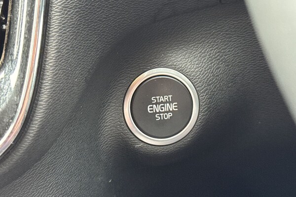 Used Volvo XC40 2024 for sale - 75467241: Photo 33