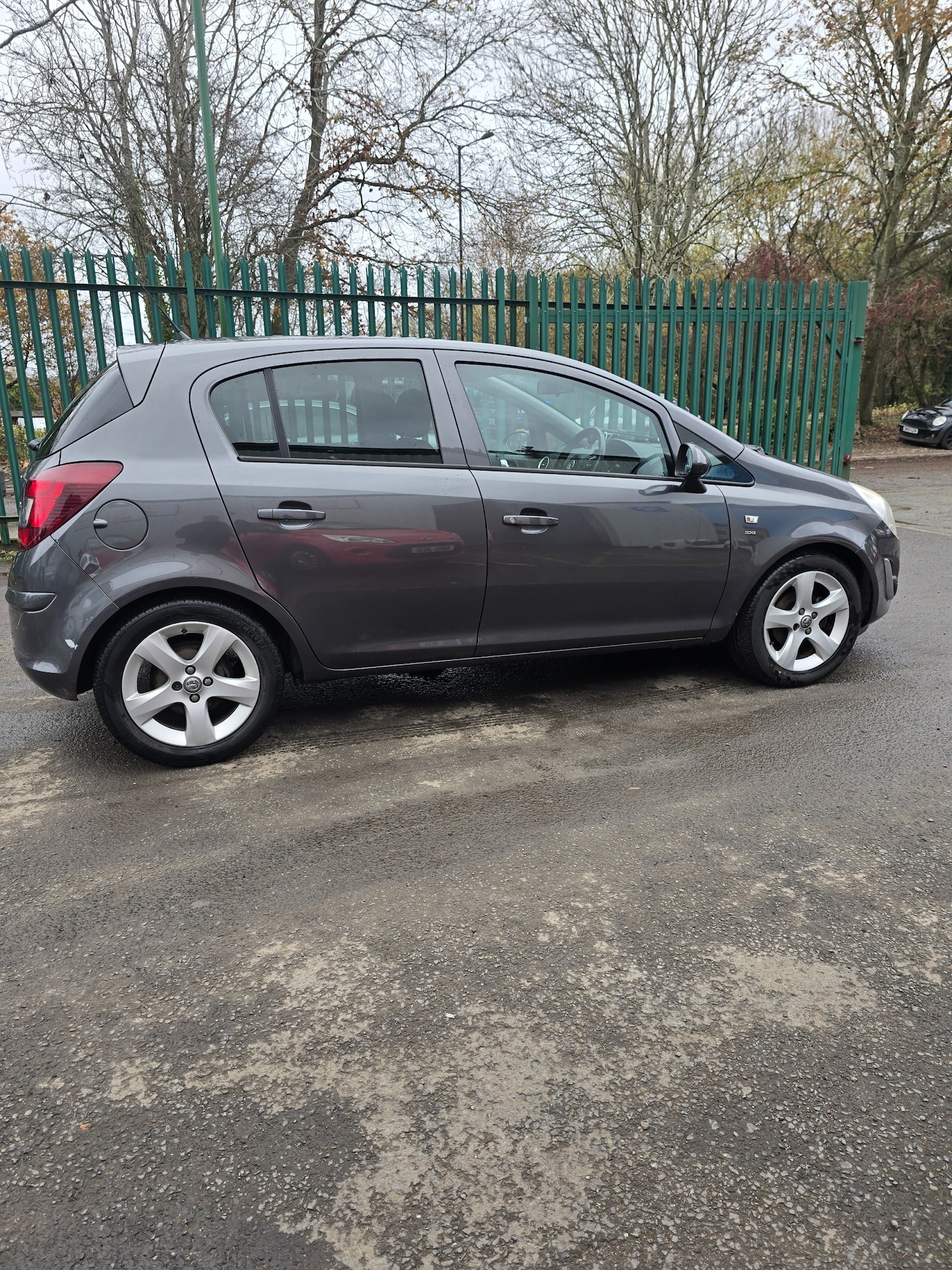 Used Vauxhall Corsa 2011 for sale - 76545734: Photo 9