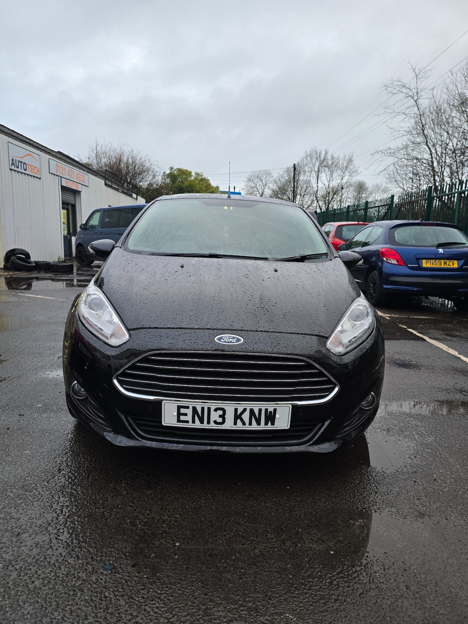 Used Ford Fiesta 2013 for sale - 76986630: Photo 3