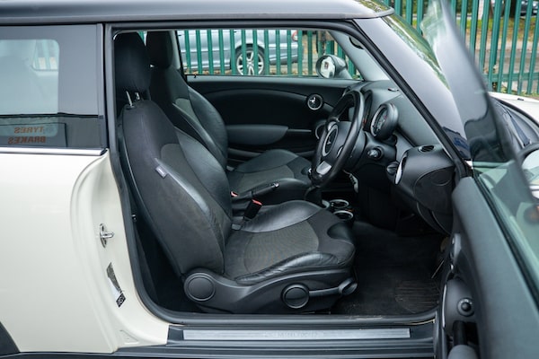 Used MINI Hatch 2009 for sale - 76281693: Photo 16