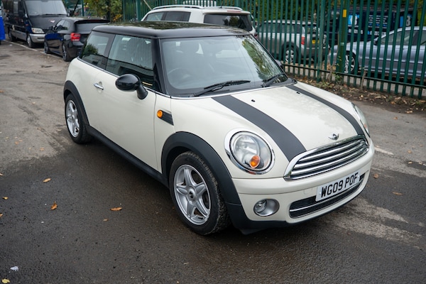 Used MINI Hatch 2009 for sale - 76281693: Photo 1