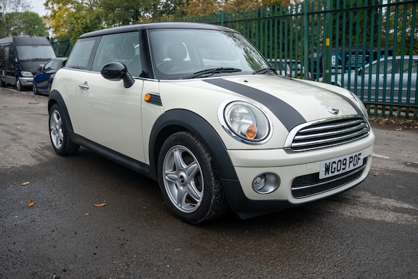 Used MINI Hatch 2009 for sale - 76281693: Photo 2
