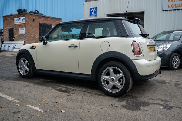 Used MINI Hatch 2009 for sale - 76281693: Photo 9