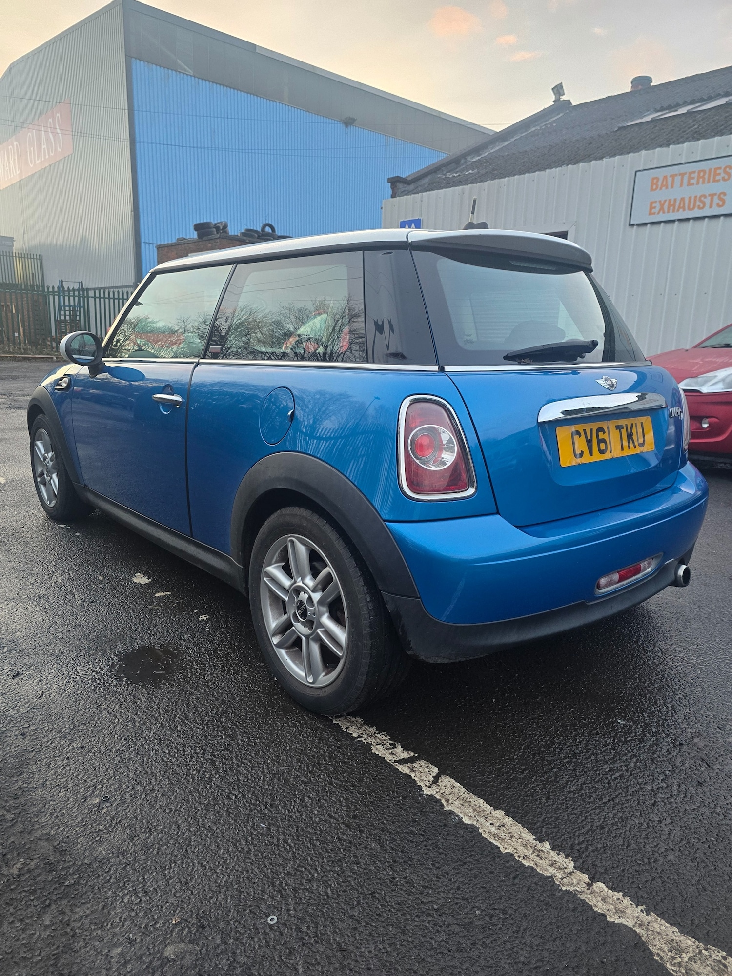 Used MINI Hatch 2011 for sale - 76830783: Photo 3