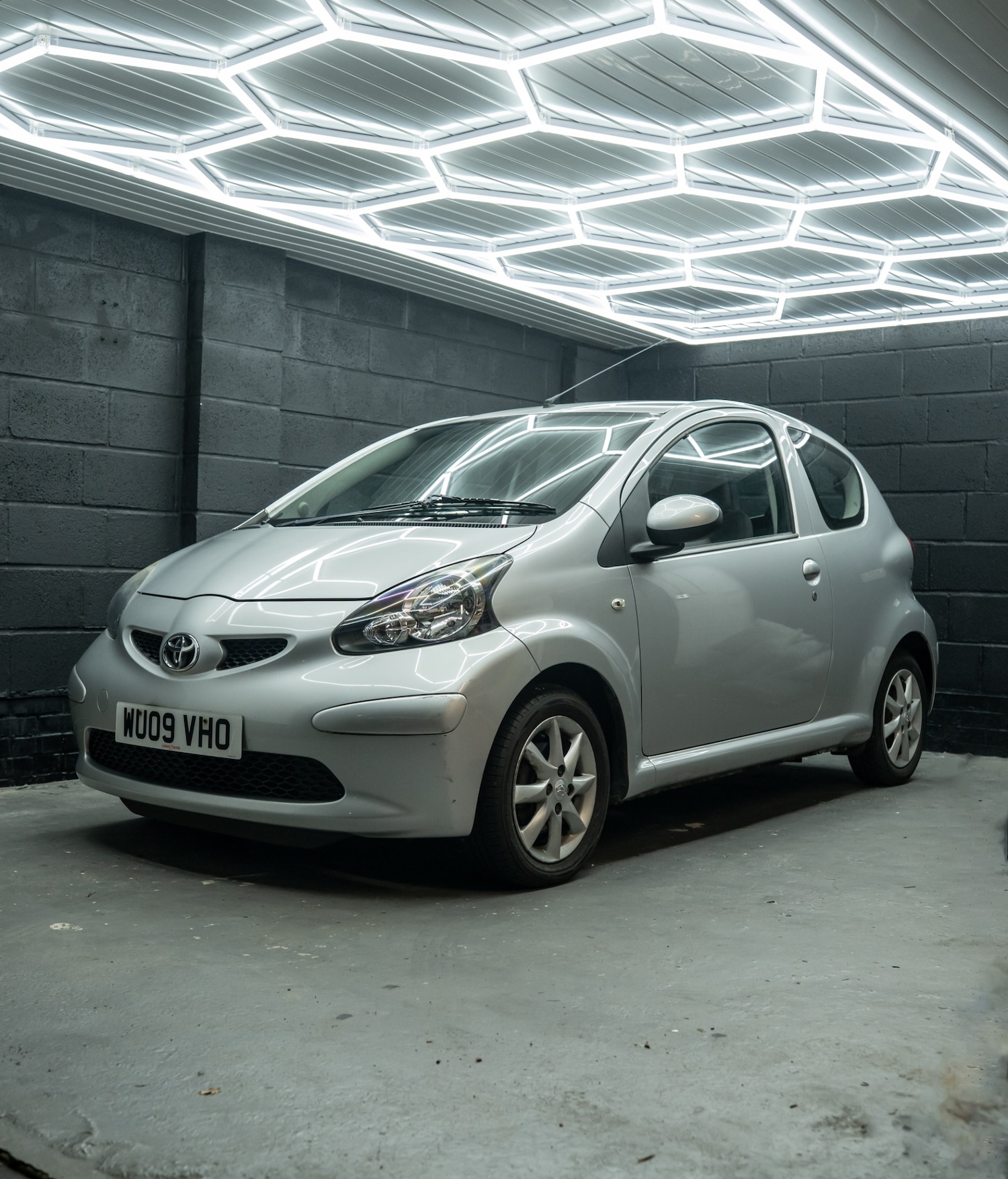 Used Toyota AYGO 2009 for sale - 76483144: Photo 1