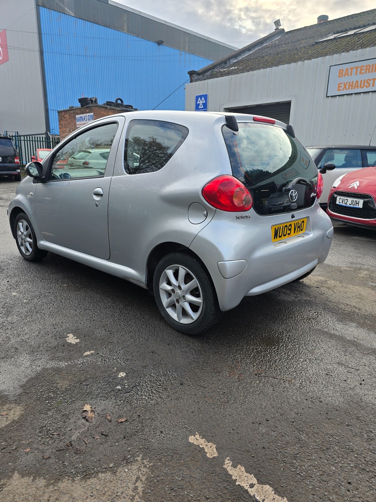 Used Toyota AYGO 2009 for sale - 76483144: Photo 6