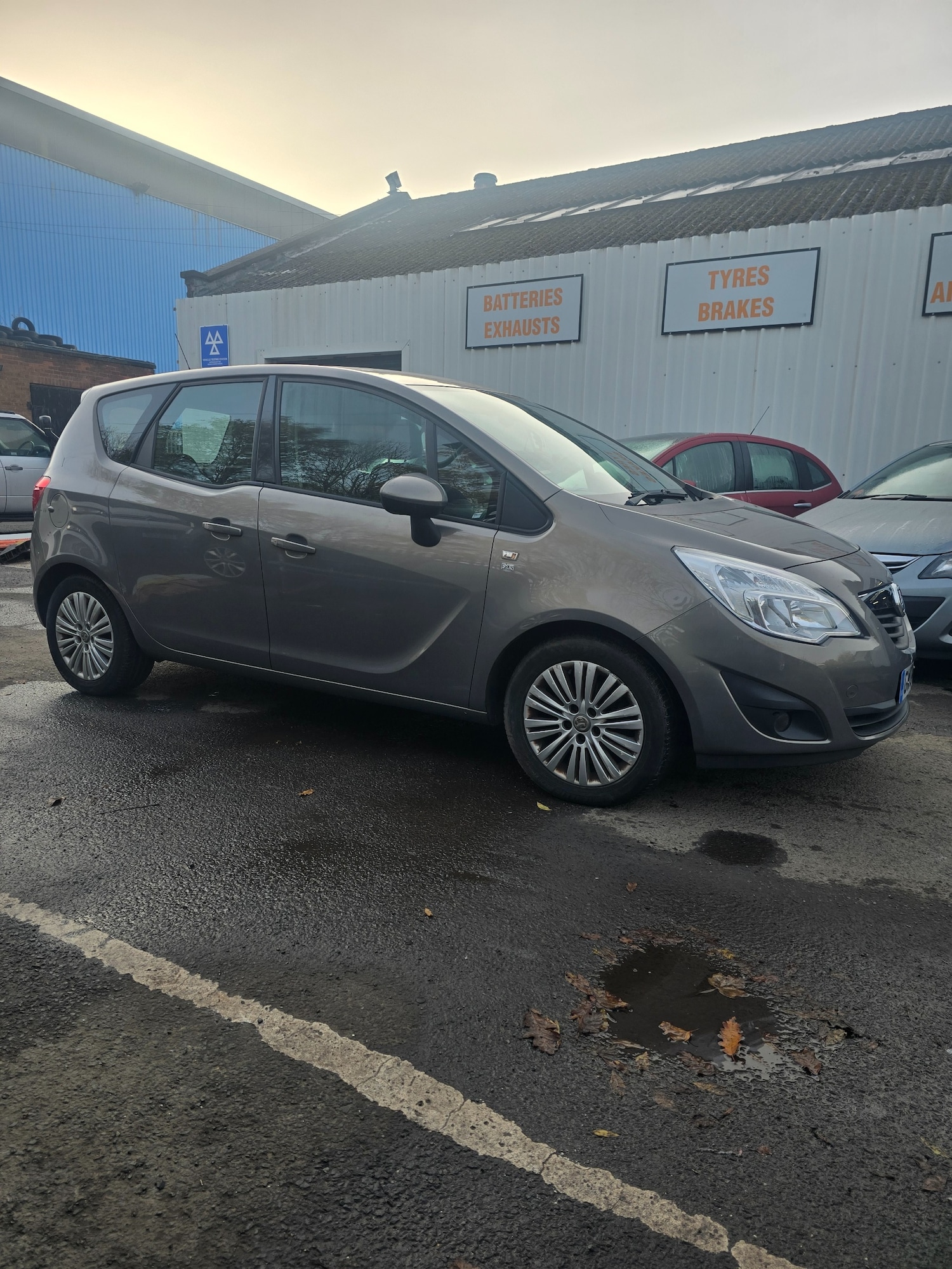 Used Vauxhall Meriva 2011 for sale - 76407695: Photo 4