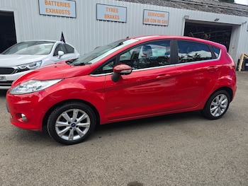 Used Ford Fiesta 2010 for sale - 79302384: Photo
