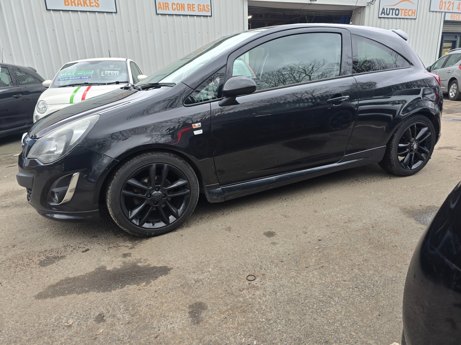 Used Vauxhall Corsa 2013 for sale - 77656123: Photo 2