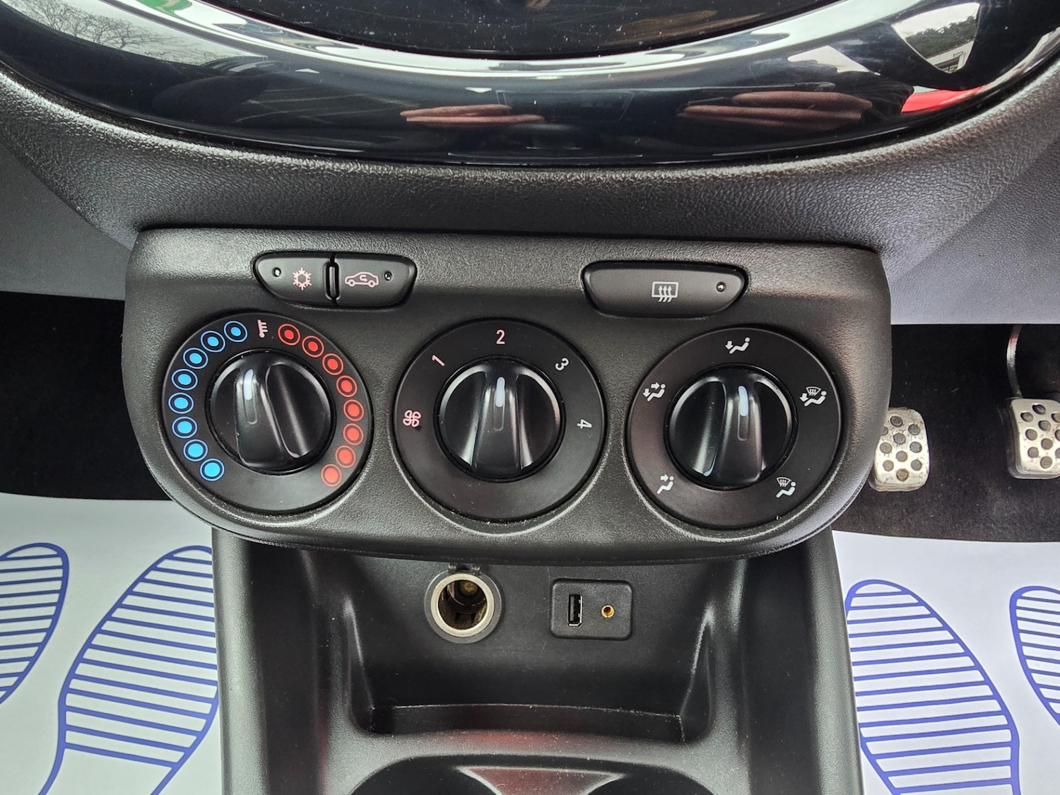 Used Vauxhall Corsa 2015 for sale - 78005537: Photo 16