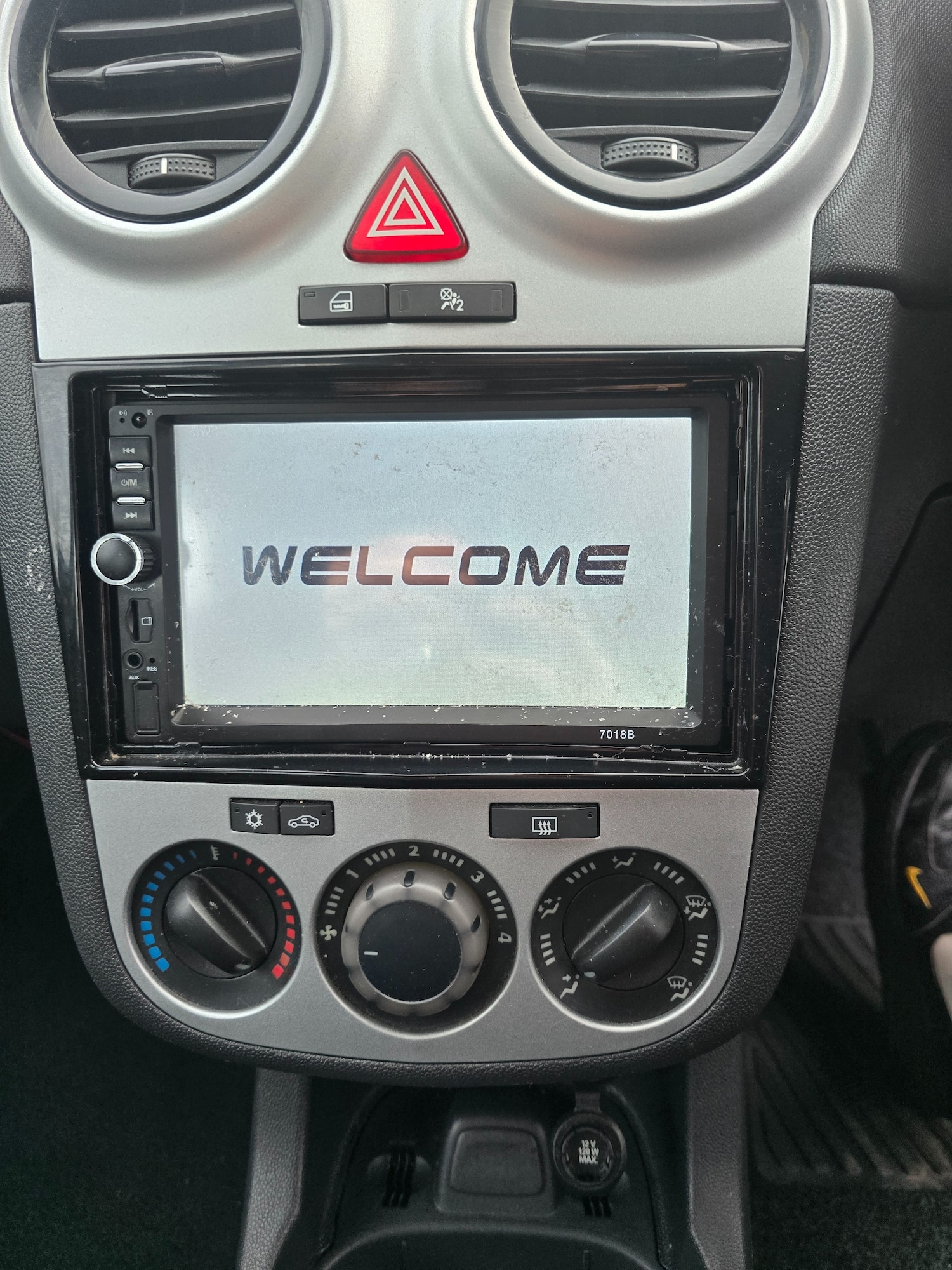 Used Vauxhall Corsa 2011 for sale - 77482355: Photo 13