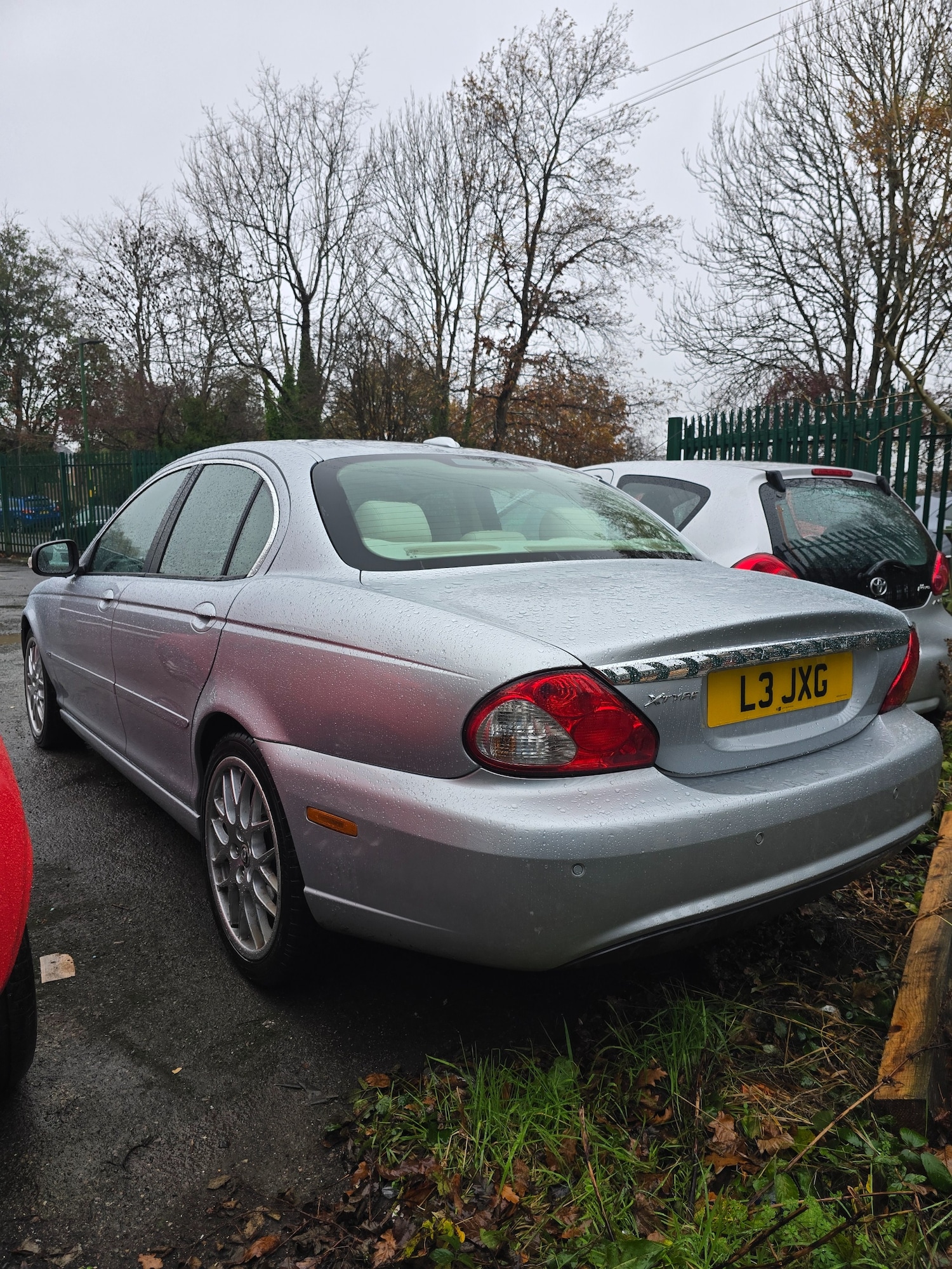 Used Jaguar X-Type 2010 for sale - 76536909: Photo 3