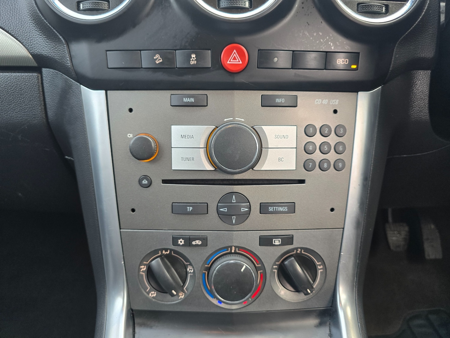 Used Vauxhall Antara 2014 for sale - 77393565: Photo 13