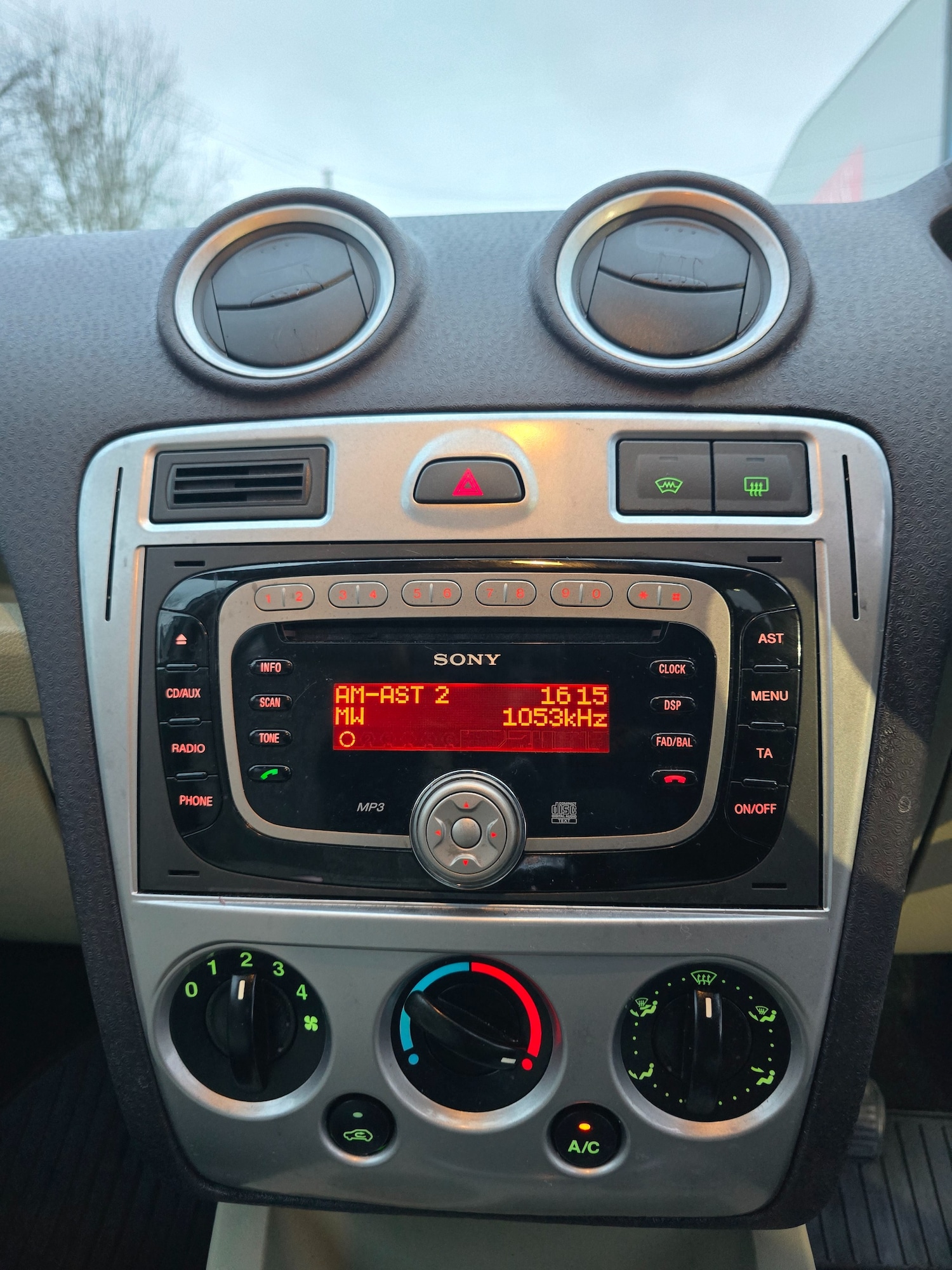 Used Ford Fusion 2011 for sale - 77370196: Photo 11