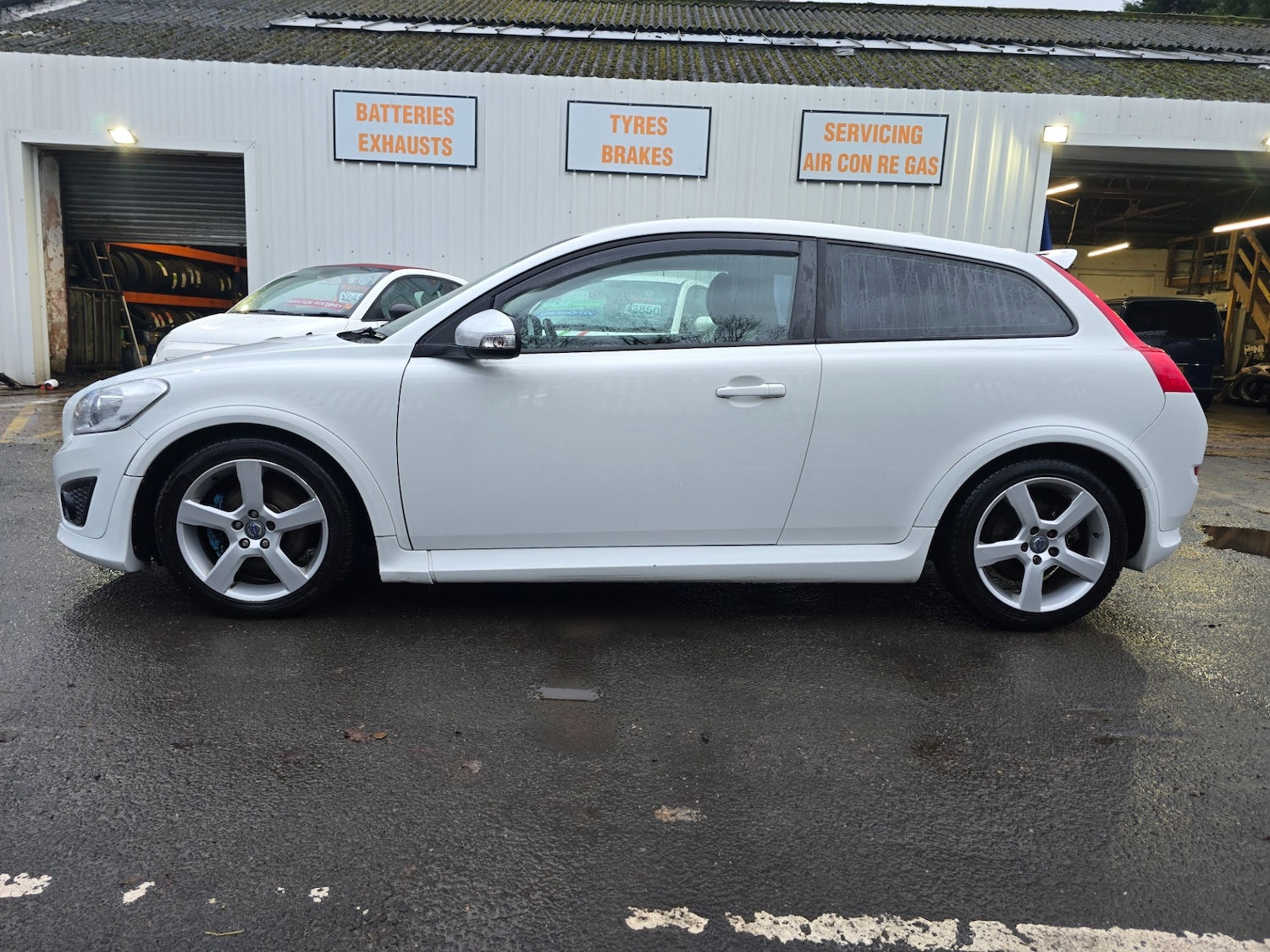 Used Volvo C30 2011 for sale - 77237199: Photo 3