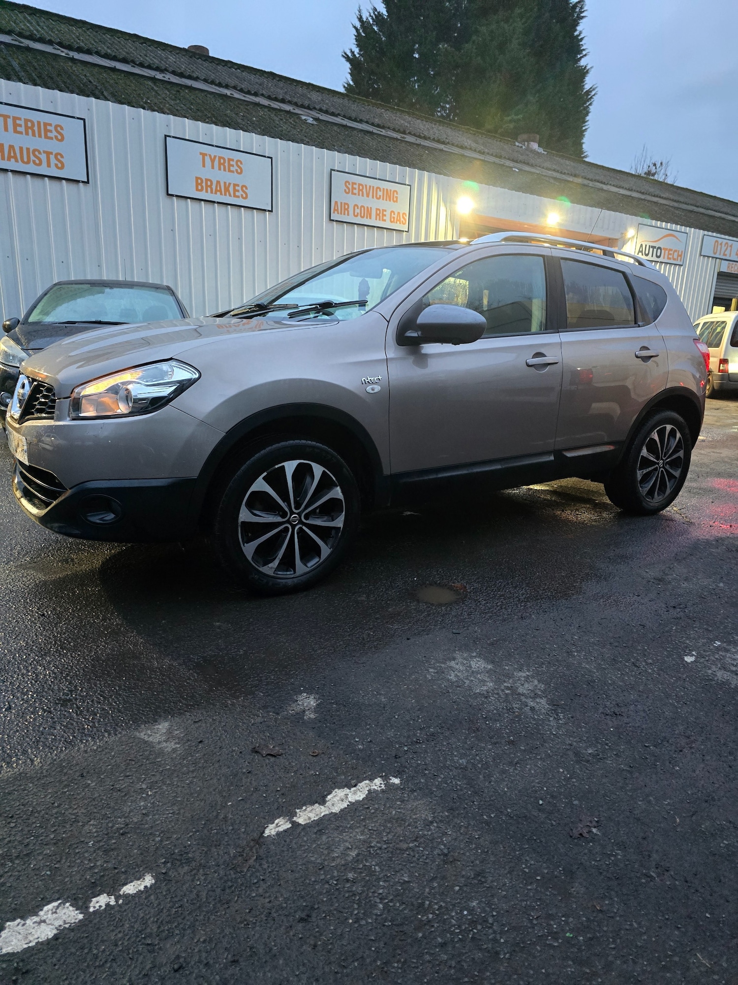 Used Nissan Qashqai 2012 for sale - 77264728: Photo 2