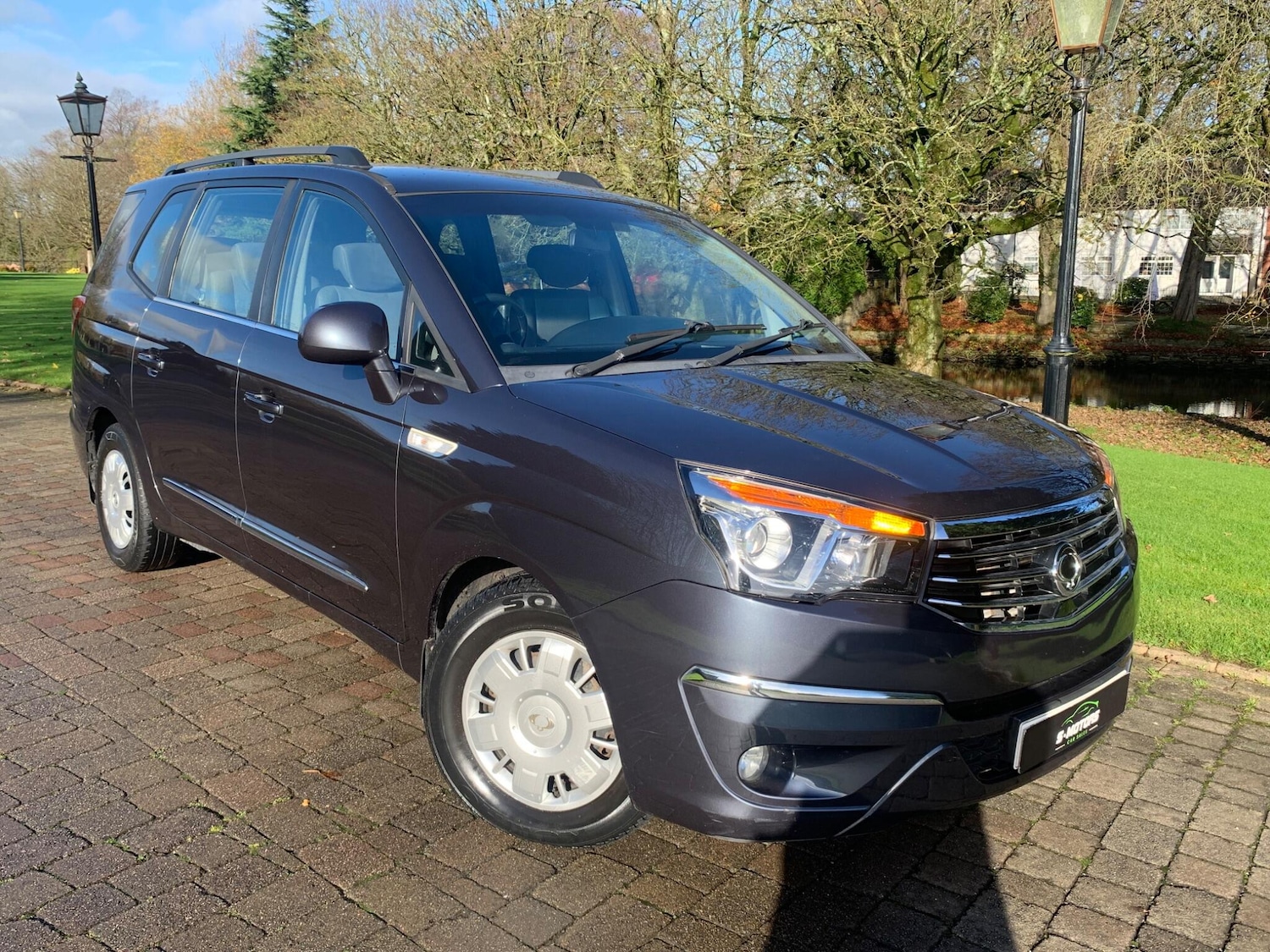 Used Ssangyong Turismo 2018 for sale - 76632797: Photo 7