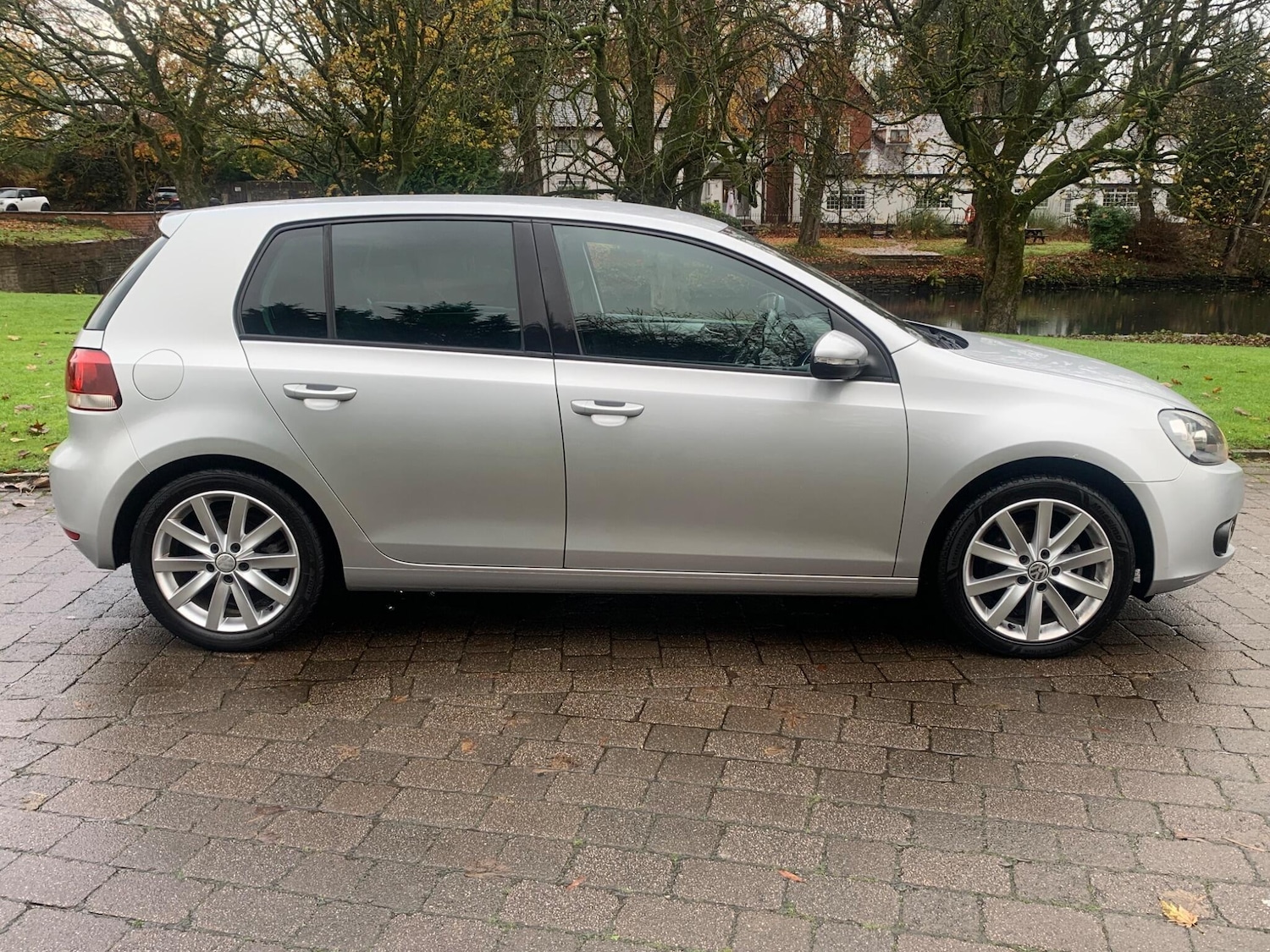 Used Volkswagen Golf 2012 for sale - 76633646: Photo 8