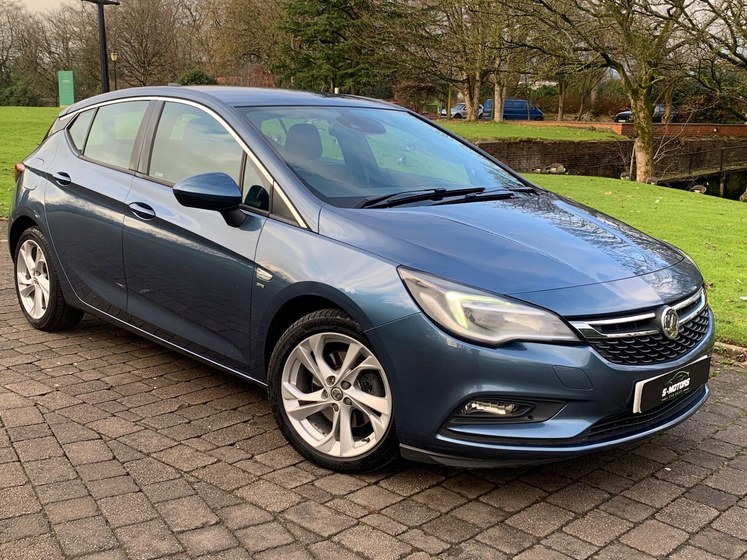 Used Vauxhall Astra 2016 for sale - 76759380: Photo 4