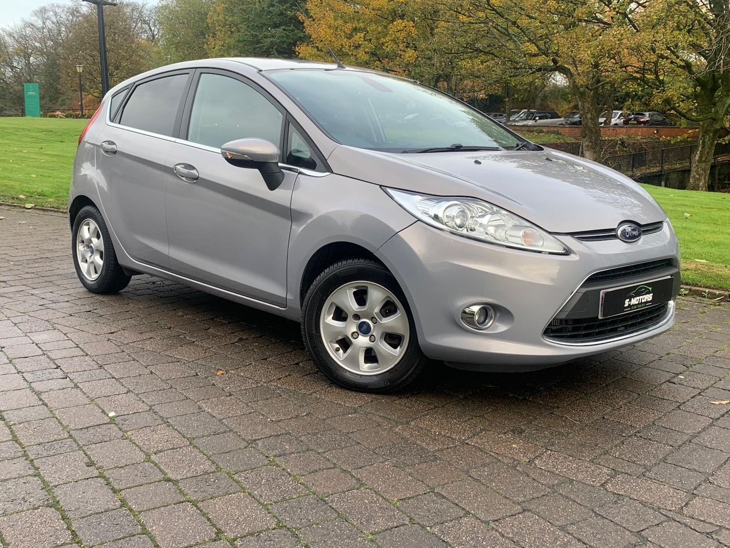 Used Ford Fiesta 2012 for sale - 76633578: Photo 3