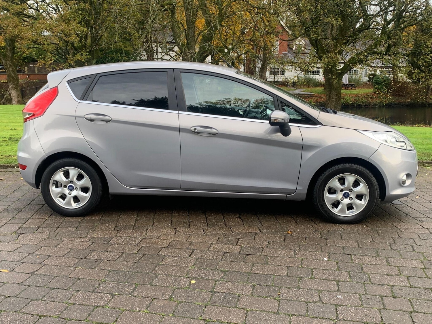 Used Ford Fiesta 2012 for sale - 76633578: Photo 7