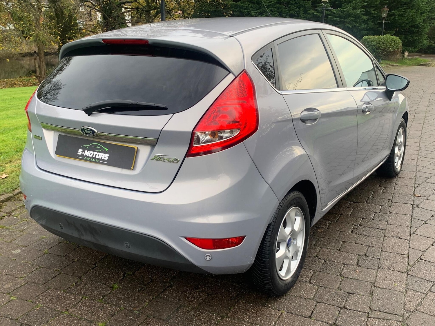 Used Ford Fiesta 2012 for sale - 76633578: Photo 9