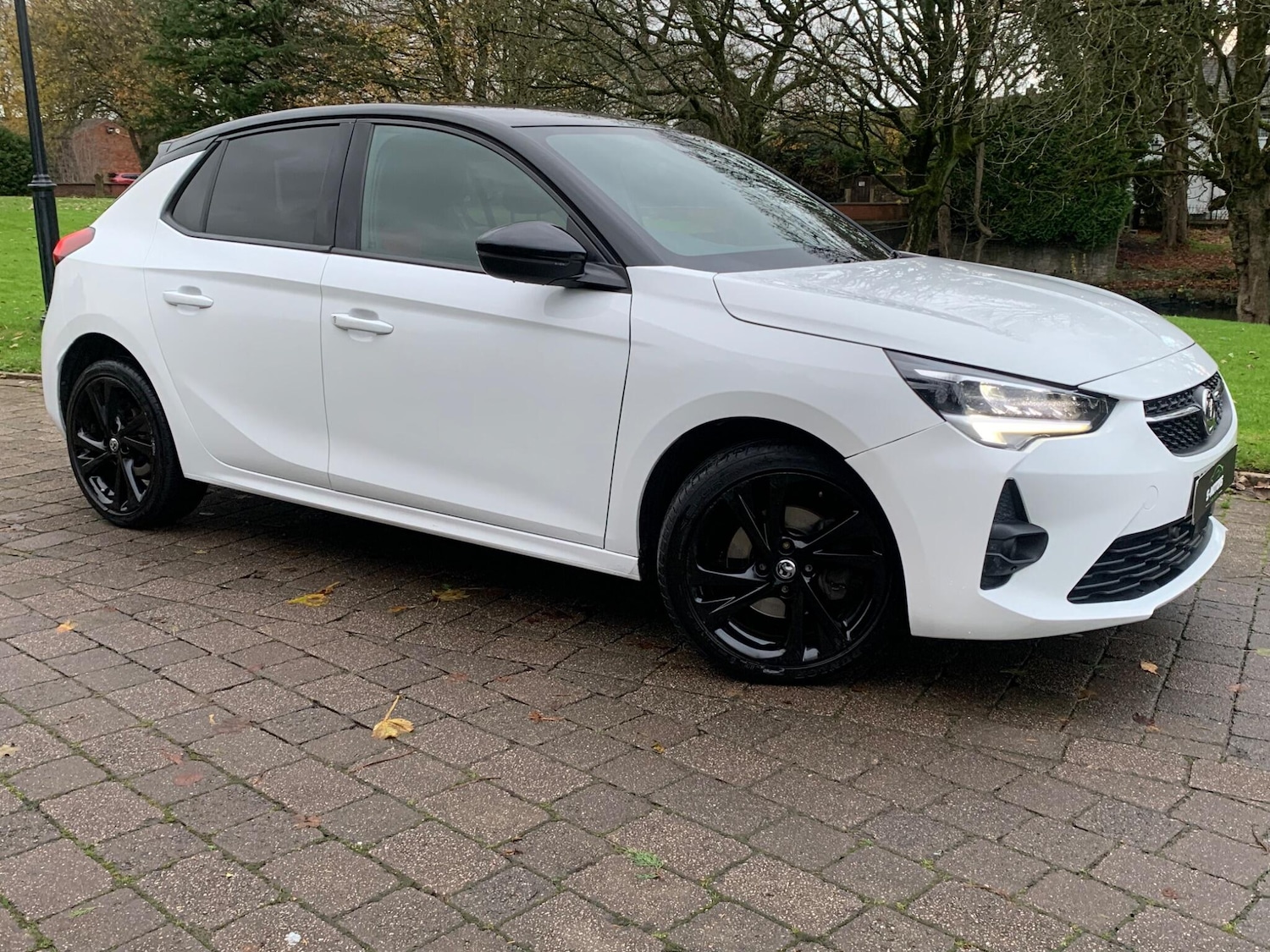 Used Vauxhall Corsa for sale - 76633175: Photo 5