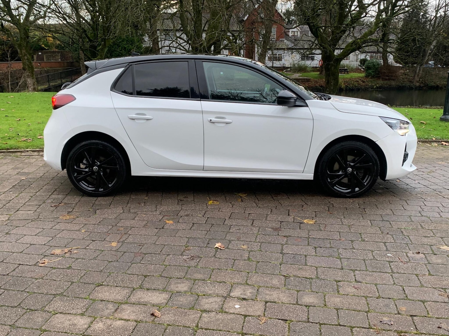 Used Vauxhall Corsa for sale - 76633175: Photo 7